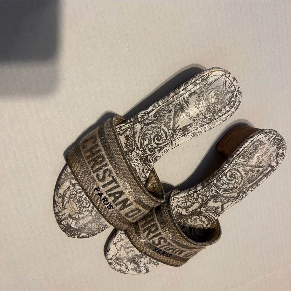 Christian Dior mini heel